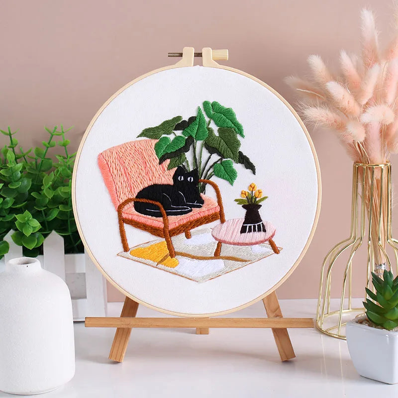 Borduurpakket Rond - Kat en Bloemen - Compleet met Garen en Naalden