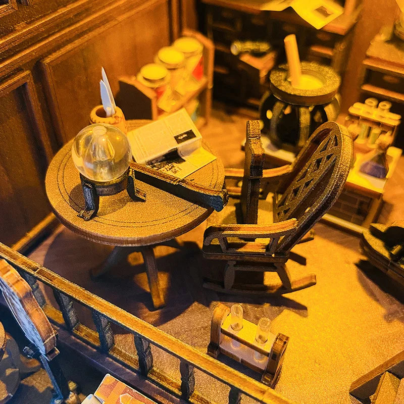 Zelfbouw Miniatuurhuisje Magische Boekhoek – Houten Bouwpakket