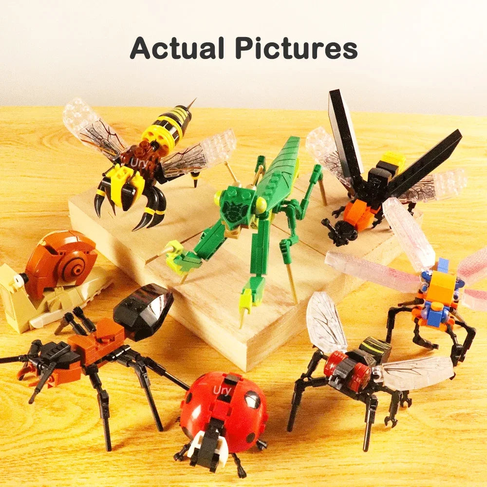 Bouwpakket Insectenmodel Bij, Vlinder, Krekel & Sprinkhaan – Creatief Blokkenplezier