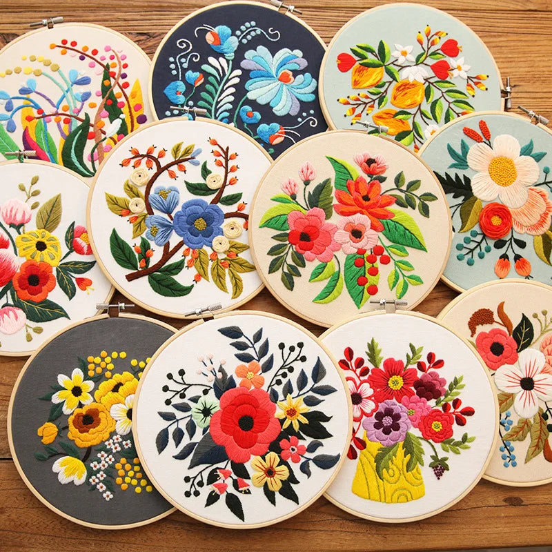 Borduurpakket Rond - Beginnerspakket met Bloemen & Dierenmotief