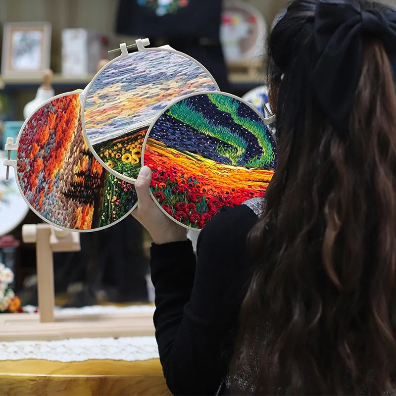 Borduurpakket Rond – Bloemenlandschap in 3D Kruissteek