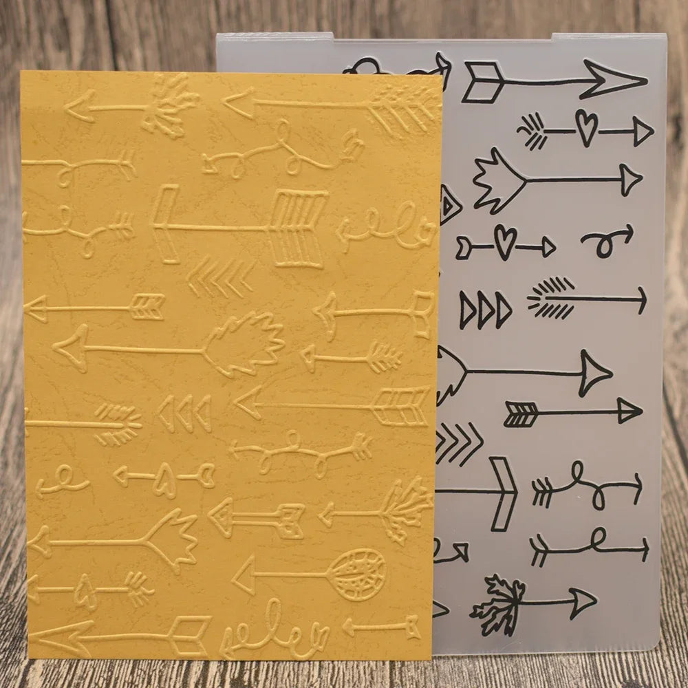 Embossing folder Love Arrow voor scrapbooking en kaarten