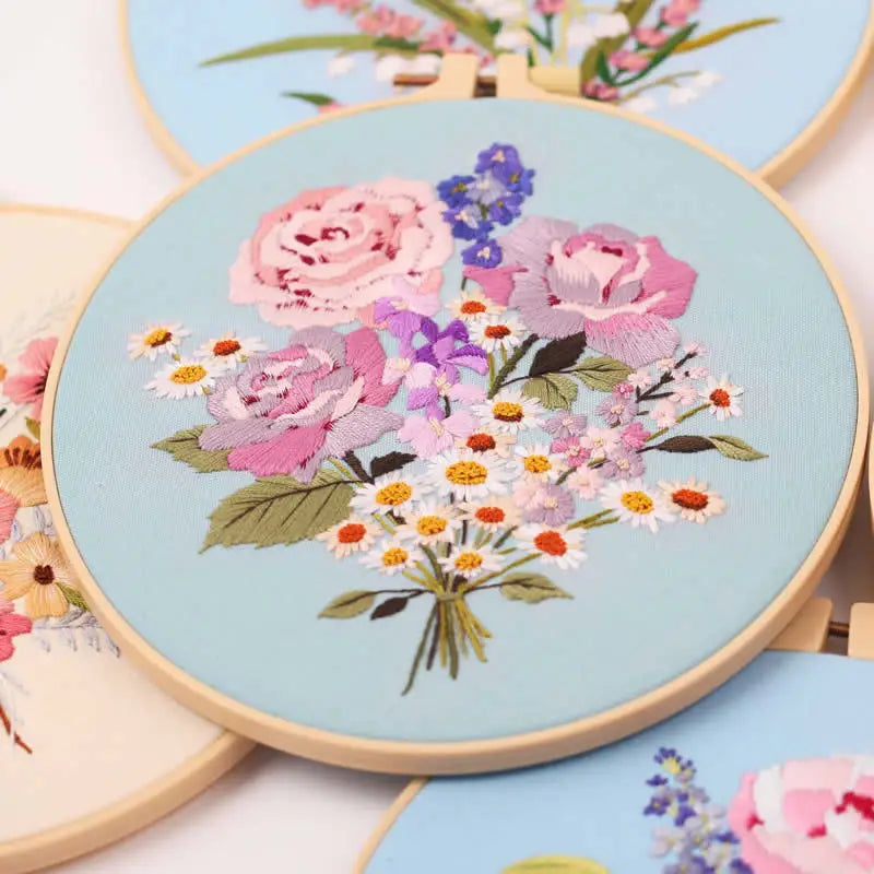 Borduurpakket Rond – Beginnerspakket met Bloemen & Dierenpatroon