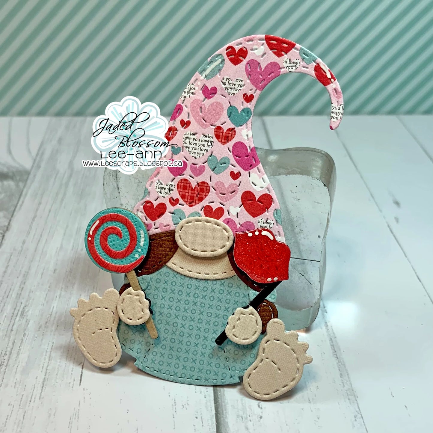 JB Collections Gnome add on snijmallen set voor creatieve kaarten en tafereeltjes - Hartjes