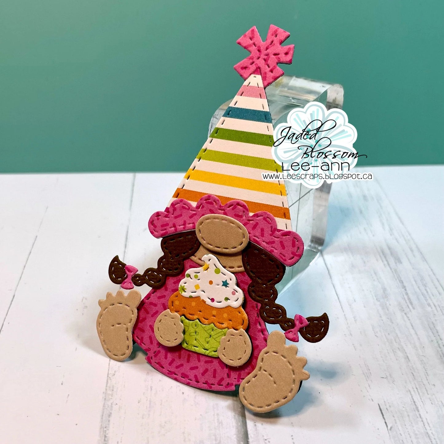 JB Collections Gnome add on snijmallen set voor creatieve kaarten en tafereeltjes - Verjaardag