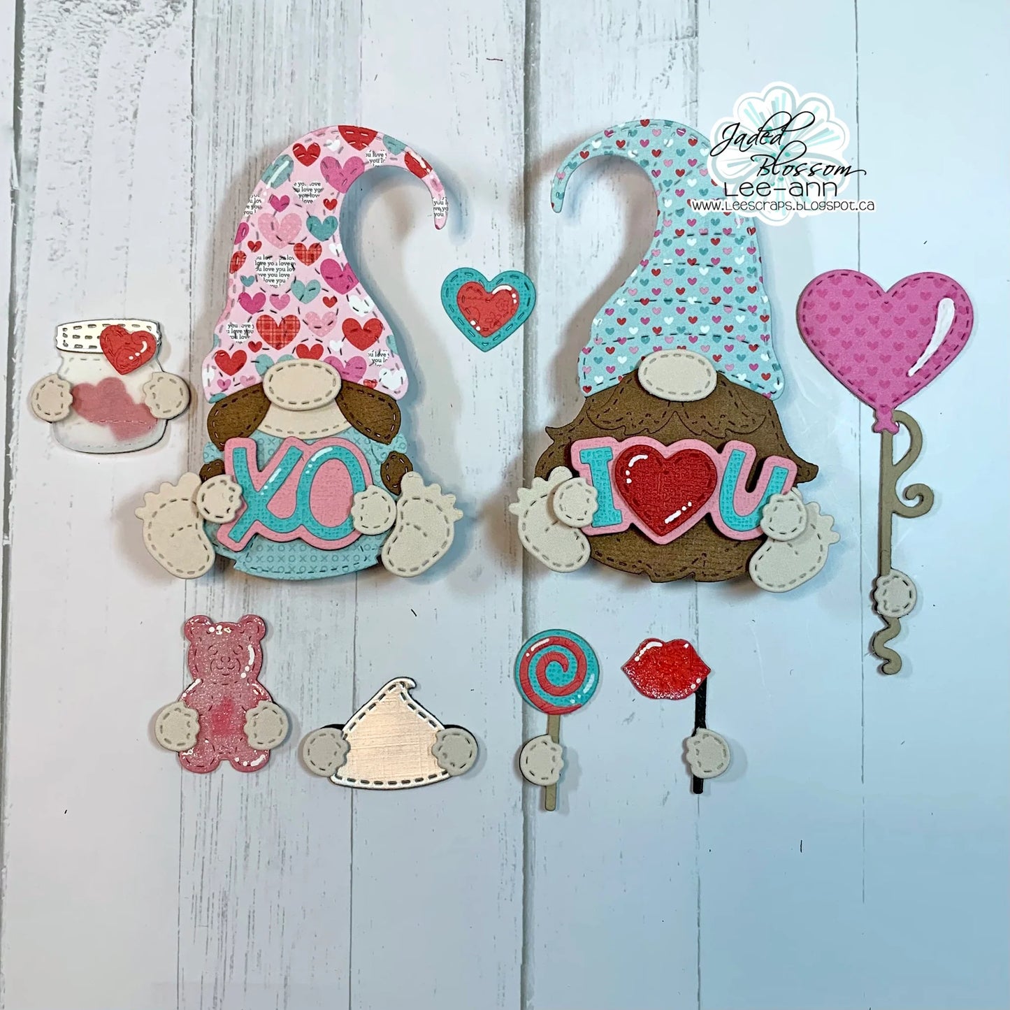 JB Collections Gnome add on snijmallen set voor creatieve kaarten en tafereeltjes - Hartjes