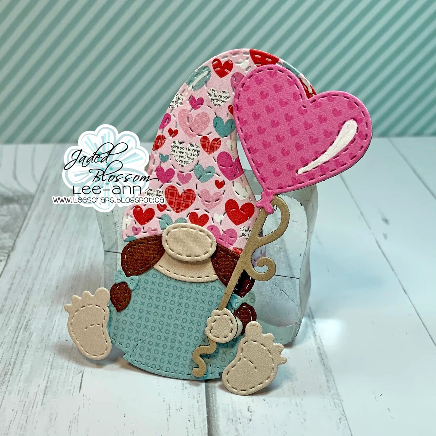 JB Collections Gnome add on snijmallen set voor creatieve kaarten en tafereeltjes - Hartjes