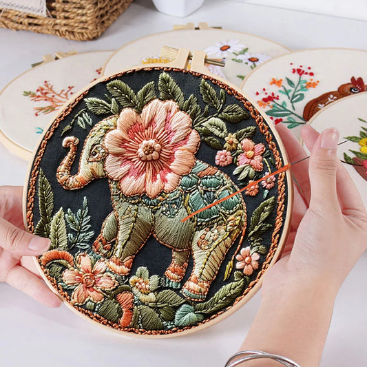 Borduurpakket rond - Olifant kruissteek met garen en naalden