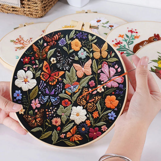 Borduurpakket Bloemen en Vlinder – Compleet voor Beginners