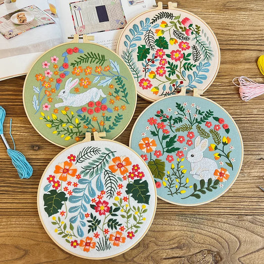 Borduurpakket rond - Konijn met bloemen kruissteek set voor beginners