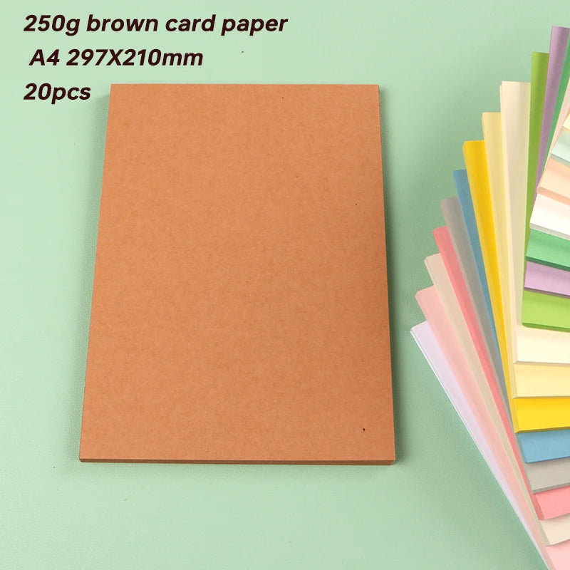 Papier voor plakboek en kaarten maken A4 250g gekleurd karton