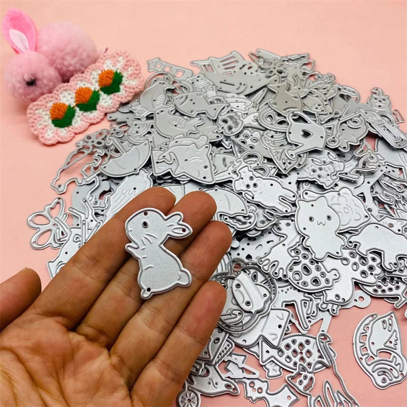 Metalen snijmal - 10 stuks willekeurige cartoon dieren voor scrapbooking