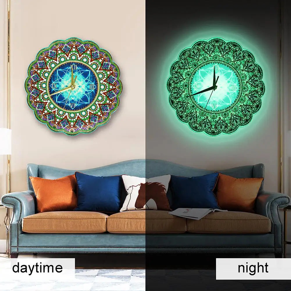 Diamond Painting Klok Mandala met Luminous Effect – Wanddecoratie & Cadeau
