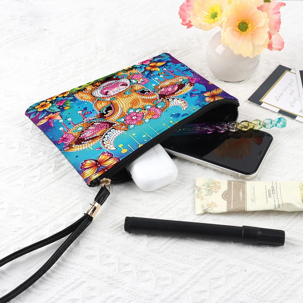 Diamond Painting Etui - Cartoon Design met Speciale Vorm Steentjes