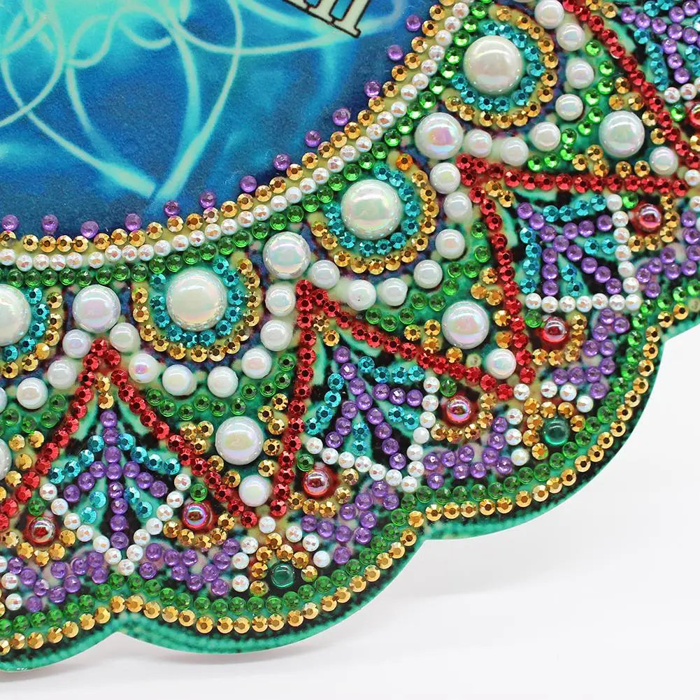 Diamond Painting Klok Mandala met Luminous Effect – Wanddecoratie & Cadeau