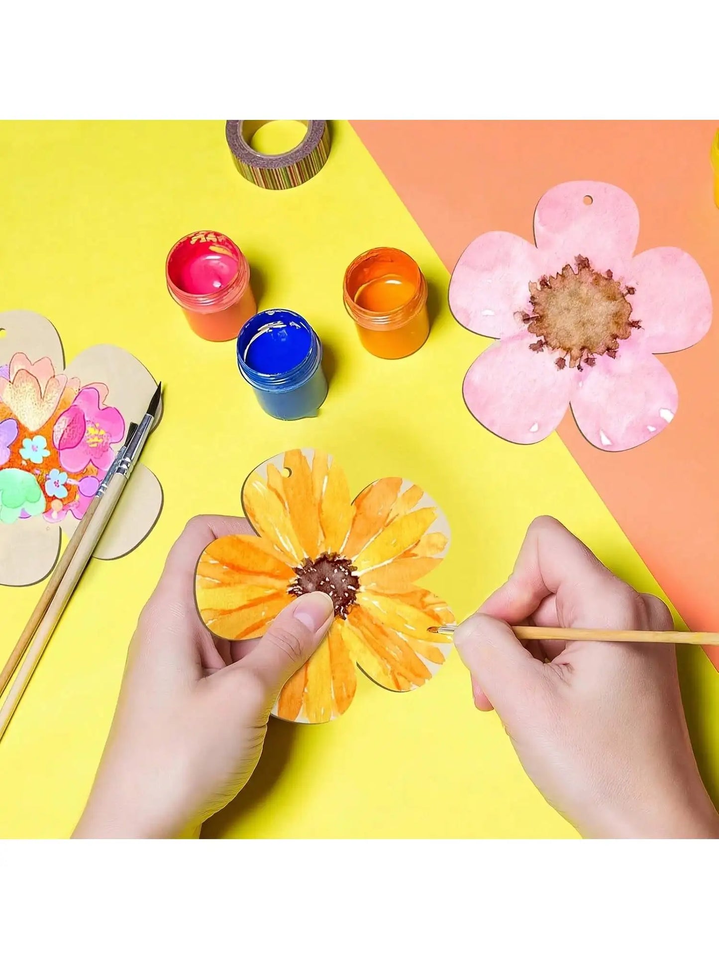 Houten figuren om zelf te schilderen/kleuren – bloemen hangdecoratie