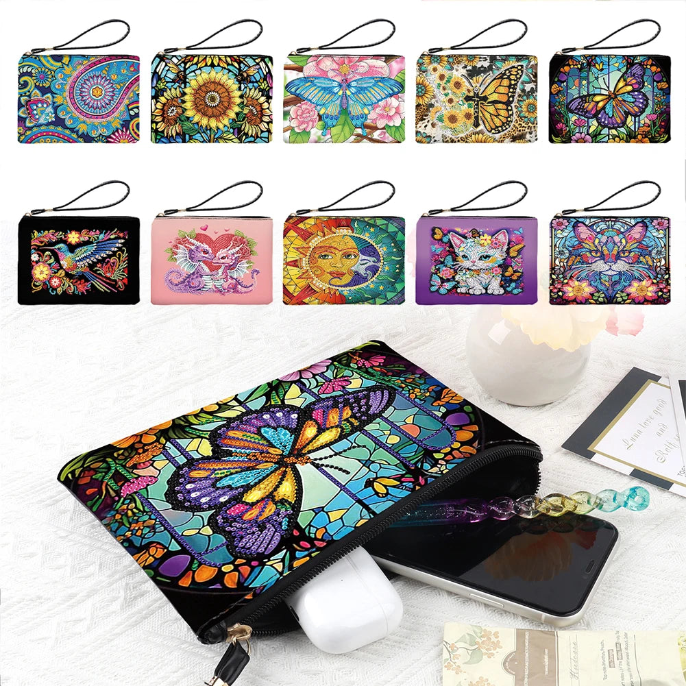 Diamond Painting Etui - Cartoon Design met Speciale Vorm Steentjes