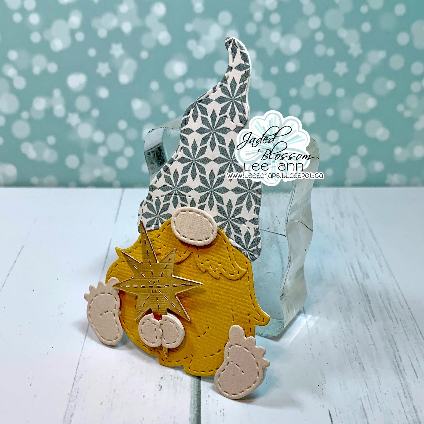 JB Collections Gnome add on snijmallen set voor creatieve kaarten en tafereeltjes - Naar de kerk